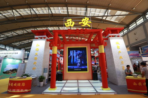 第九屆中國(guó)西部文化產(chǎn)業(yè)博覽會(huì)側(cè)記 文創(chuàng)產(chǎn)品爭(zhēng)奇斗艷，數(shù)字文化創(chuàng)意引領(lǐng)未來